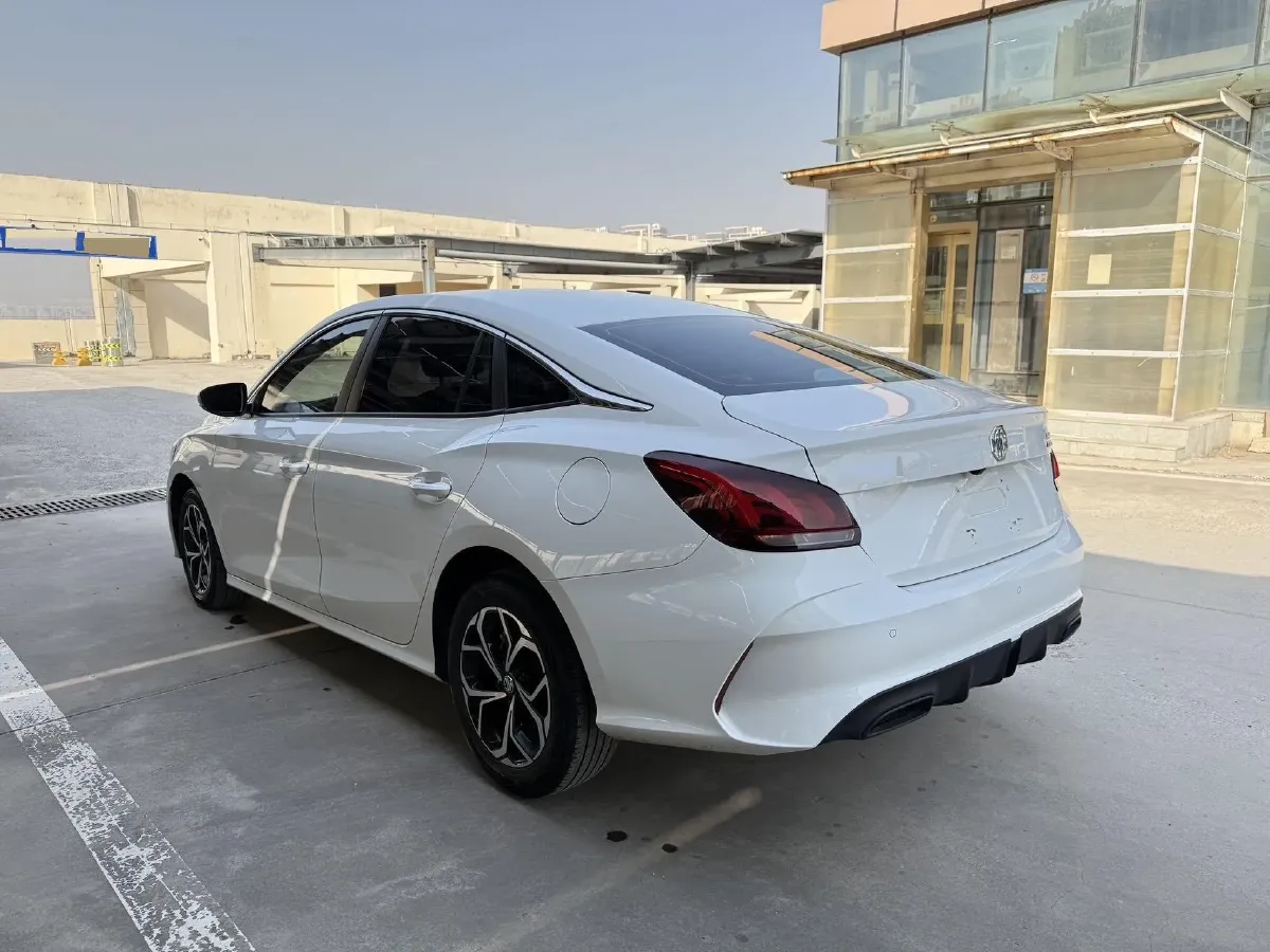 2023 MG 5 1.5L 129HP L4 CVT,autocango,china used car exporter,china ev exporter,chinese used car exporter,chinese used ev exporter