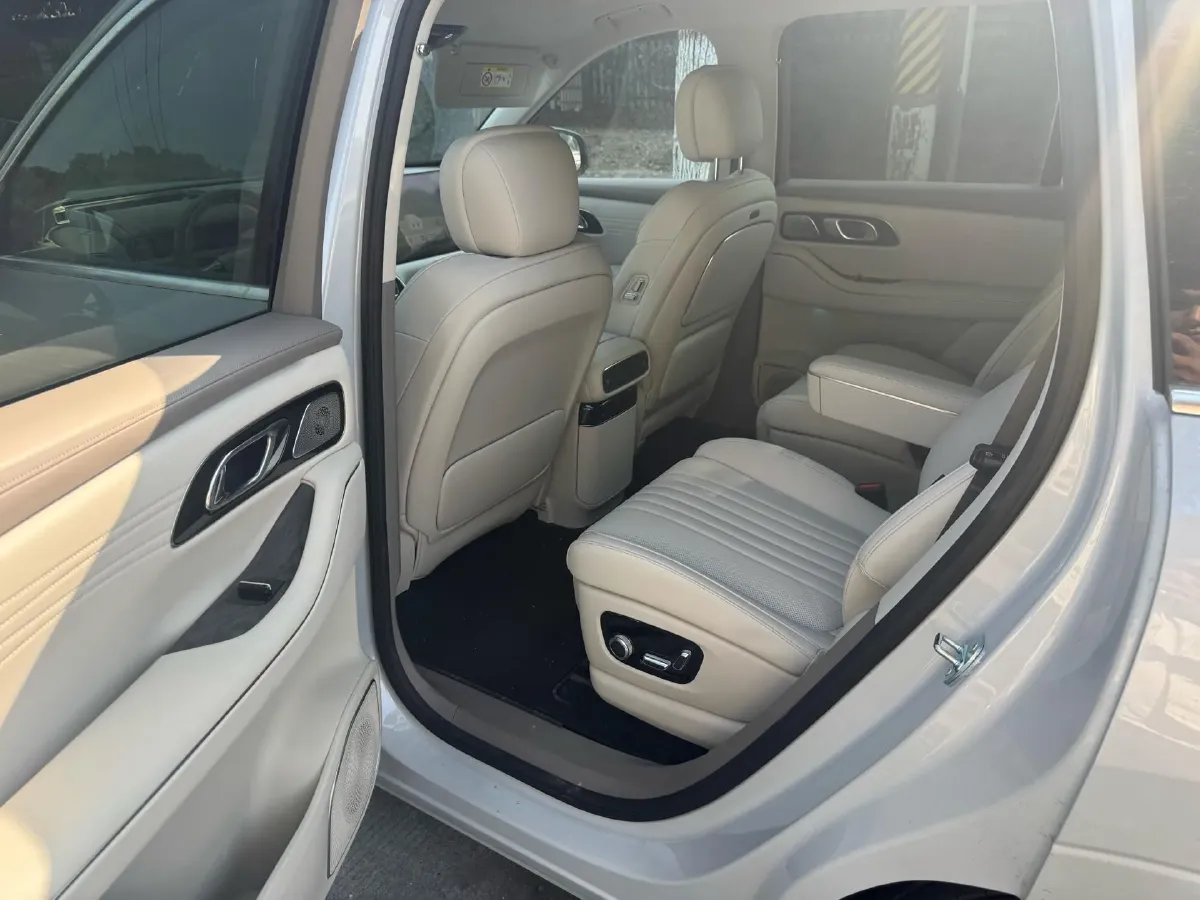 2025 Geely Galaxy M9 1.5T 163HP L4 3DHT PHEV,autocango,china used car exporter,china ev exporter,chinese used car exporter,chinese used ev exporter