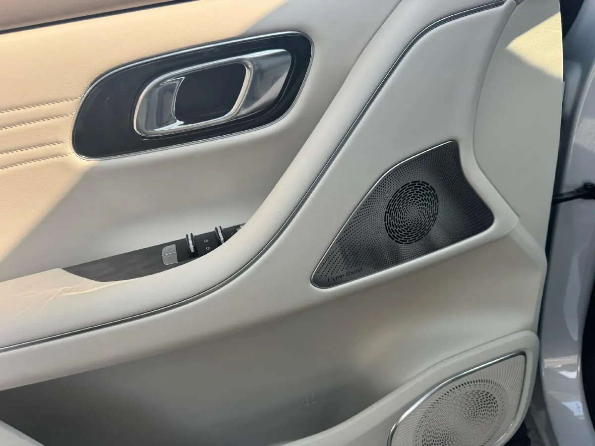 2025 Geely Galaxy M9 1.5T 163HP L4 3DHT PHEV,autocango,china used car exporter,china ev exporter,chinese used car exporter,chinese used ev exporter