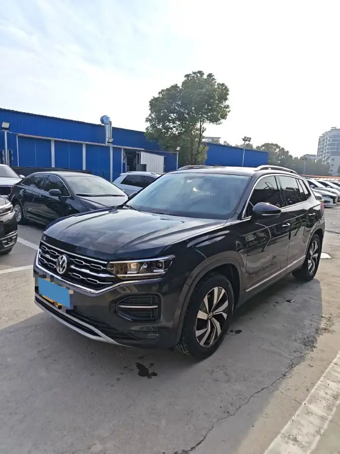 2019 Jeep Cherokee 2.0T 234HP L4 9AT