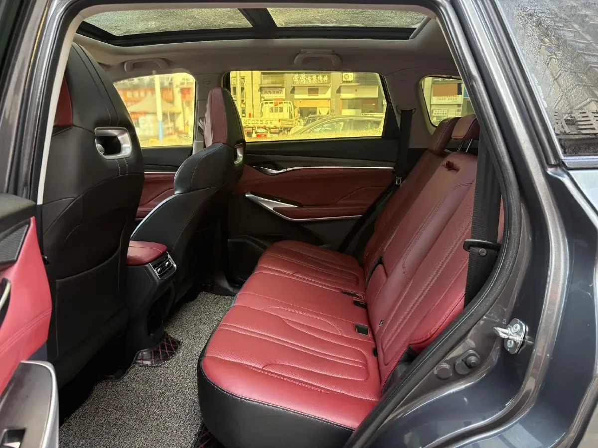 2020 ChangAn CS75 Plus 2.0T 233HP L4 8AT,autocango,china used car exporter,china ev exporter,chinese used car exporter,chinese used ev exporter