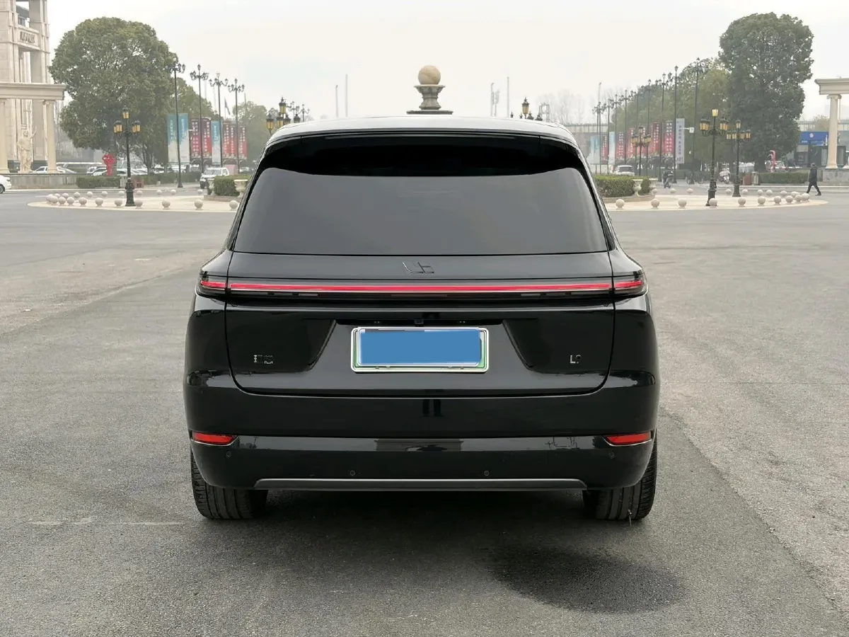 2024 Li L9 Range Extended 154HP REEV 52.3KWH,autocango,china used car exporter,china ev exporter,chinese used car exporter,chinese used ev exporter