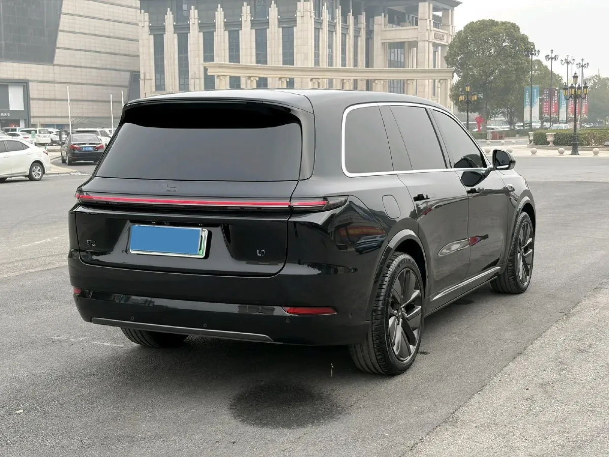 2024 Li L9 Range Extended 154HP REEV 52.3KWH,autocango,china used car exporter,china ev exporter,chinese used car exporter,chinese used ev exporter