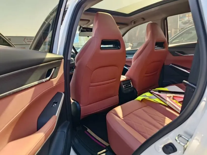 2024 ChangAn CS75 Plus 1.5T 188HP L4 8AT,autocango,china used car exporter,china ev exporter,chinese used car exporter,chinese used ev exporter