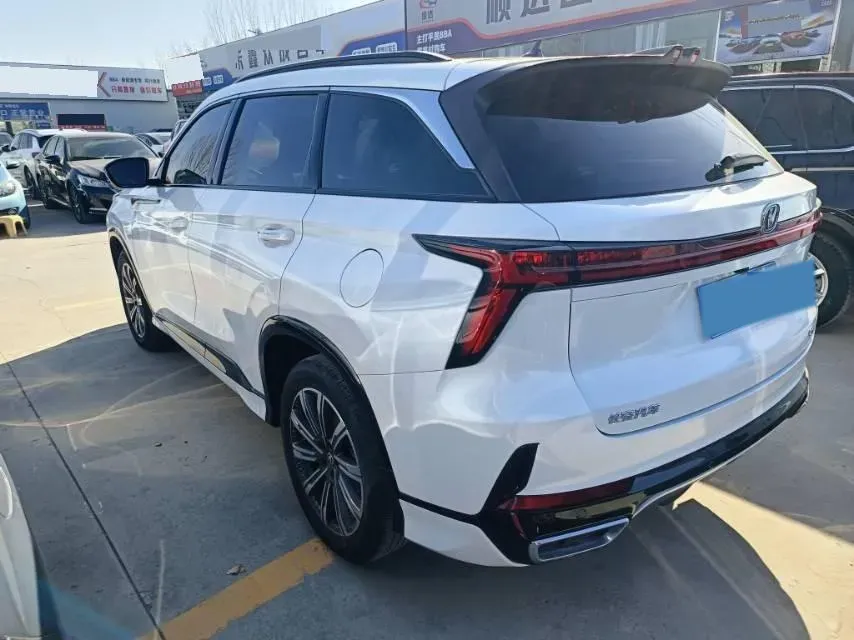 2024 ChangAn CS75 Plus 1.5T 188HP L4 8AT,autocango,china used car exporter,china ev exporter,chinese used car exporter,chinese used ev exporter