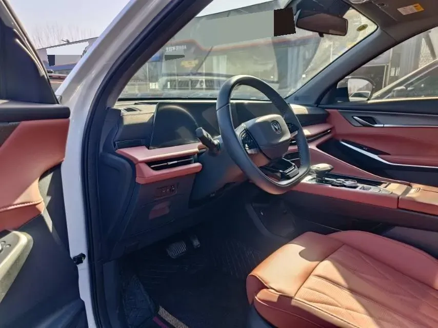 2024 ChangAn CS75 Plus 1.5T 188HP L4 8AT,autocango,china used car exporter,china ev exporter,chinese used car exporter,chinese used ev exporter