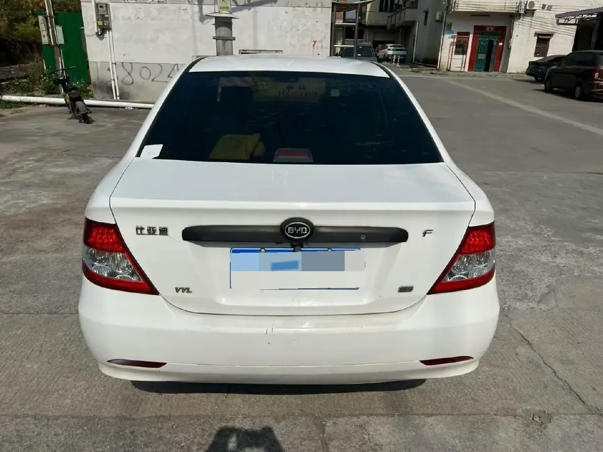 2018 BYD F3 1.5L 109HP L4 5MT,autocango,china used car exporter,china ev exporter,chinese used car exporter,chinese used ev exporter
