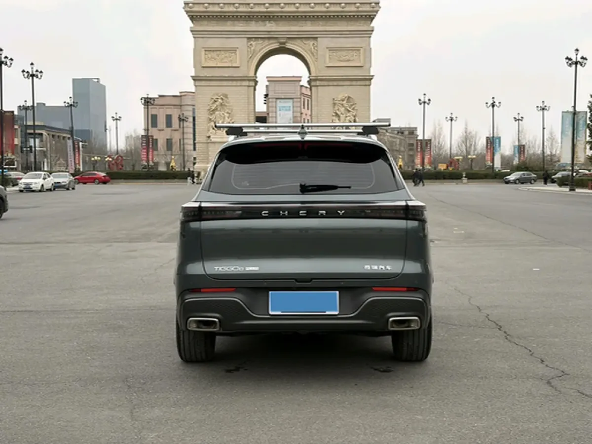 2025 Chery Tiggo 8 Plus 1.6T 197HP L4 7DCT,autocango,china used car exporter,china ev exporter,chinese used car exporter,chinese used ev exporter