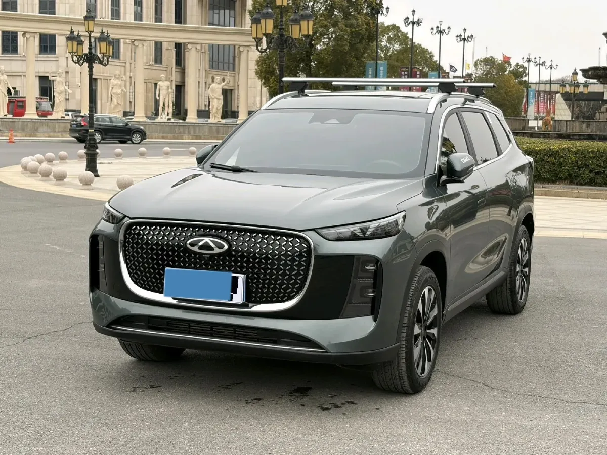 2025 Chery Tiggo 8 Plus 1.6T 197HP L4 7DCT,autocango,china used car exporter,china ev exporter,chinese used car exporter,chinese used ev exporter