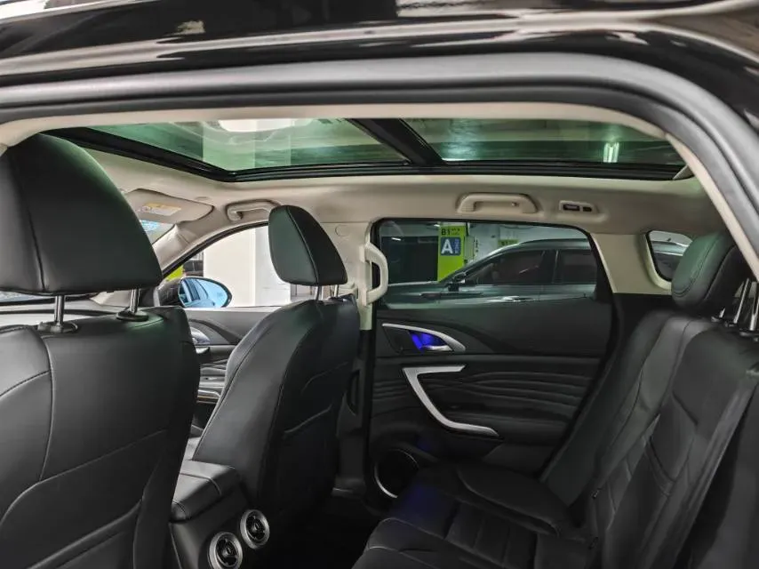 2019 WEY VV7 2.0T 227HP L4 7DCT,autocango,china used car exporter,china ev exporter,chinese used car exporter,chinese used ev exporter