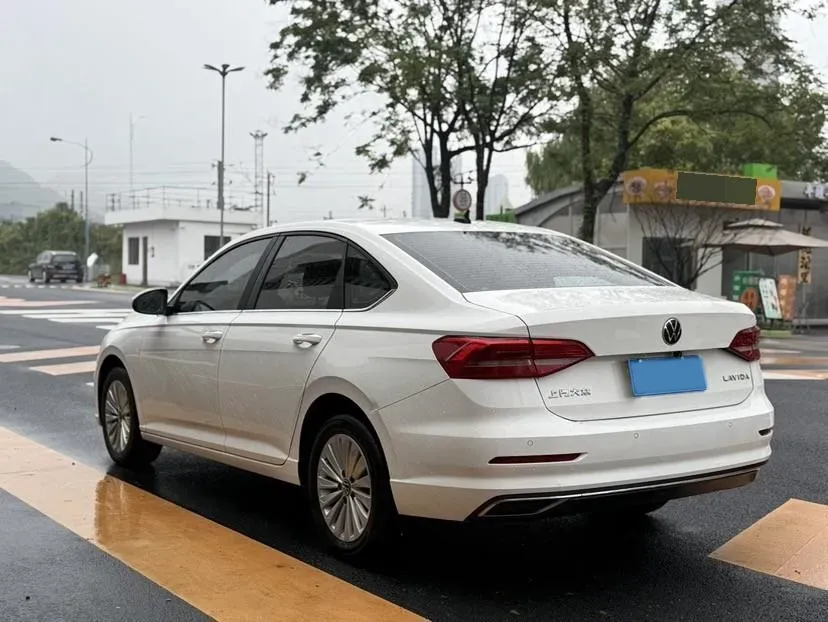 2021 Volkswagen Lavida 1.5L 113HP L4 6AT,autocango,china used car exporter,china ev exporter,chinese used car exporter,chinese used ev exporter