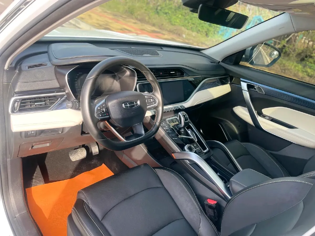 2022 Geely Azkarra 1.8T 184HP L4 7DCT,autocango,china used car exporter,china ev exporter,chinese used car exporter,chinese used ev exporter