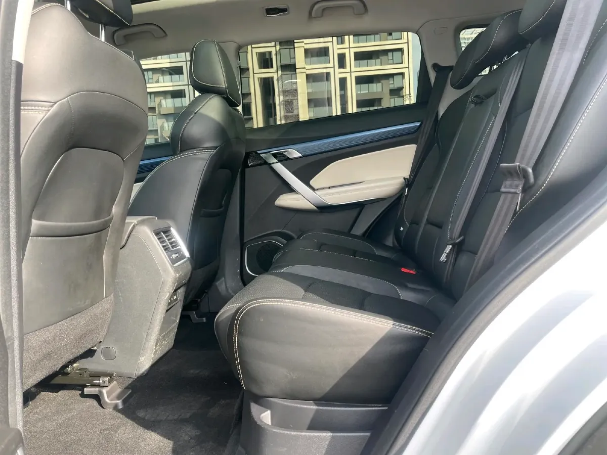 2022 Geely Azkarra 1.8T 184HP L4 7DCT,autocango,china used car exporter,china ev exporter,chinese used car exporter,chinese used ev exporter