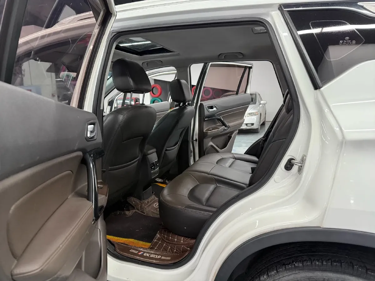 2017 GAC Trumpchi GS4 1.3T 137HP L4 7DCT,autocango,china used car exporter,china ev exporter,chinese used car exporter,chinese used ev exporter