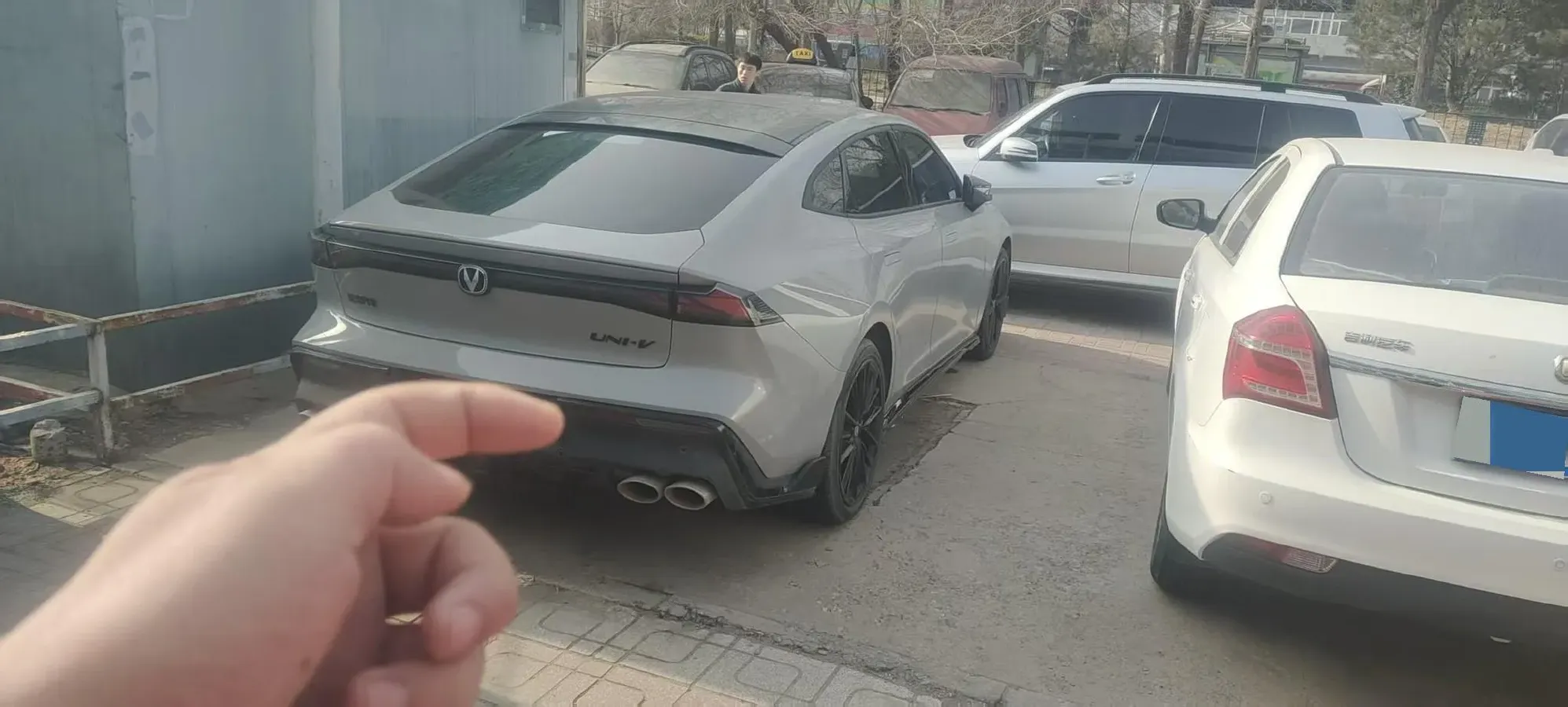 2022 ChangAn UNI-V 2.0T 233HP L4 8AT,autocango,china used car exporter,china ev exporter,chinese used car exporter,chinese used ev exporter