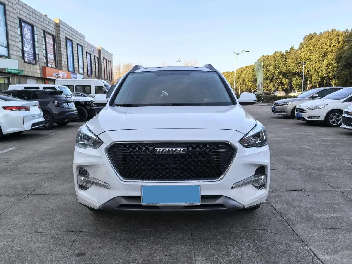 2019 Haval M6 1.5T 150HP L4 7DCT,autocango,china used car exporter,china ev exporter,chinese used car exporter,chinese used ev exporter