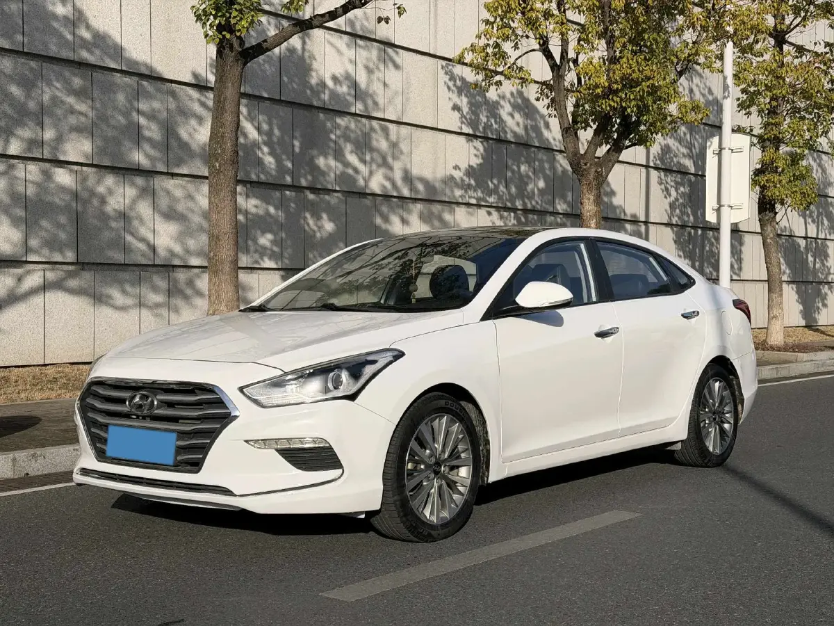 2019 Hyundai Mistra 1.8L 143HP L4 6AT