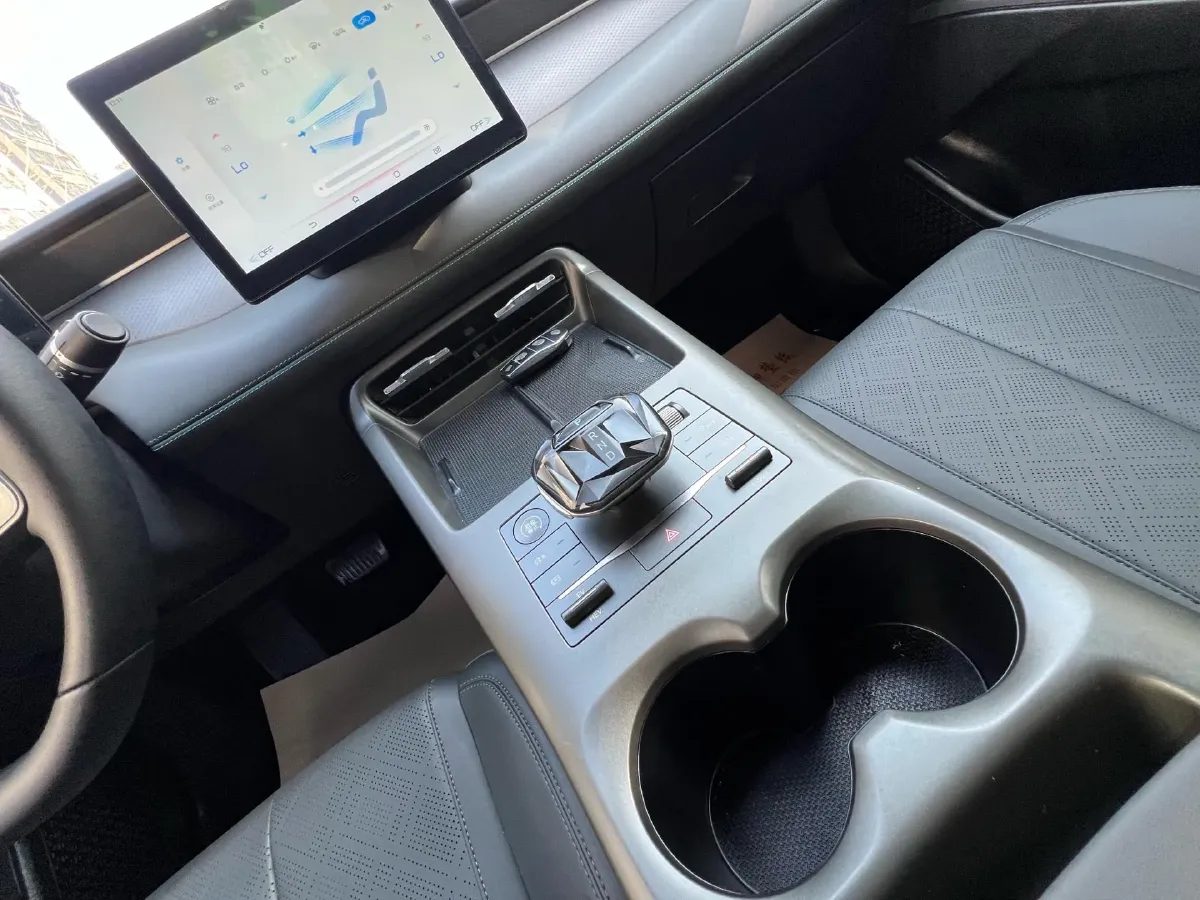 2025 BYD Qin Plus 1.5L 101HP L4 E-CVT PHEV 7.68KWH,autocango,china used car exporter,china ev exporter,chinese used car exporter,chinese used ev exporter