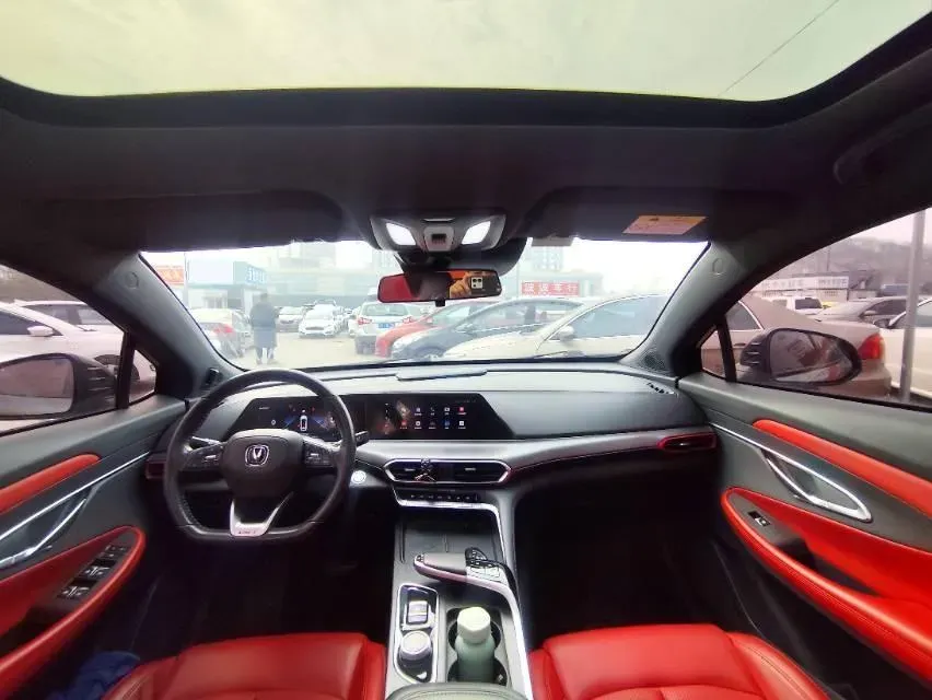 2020 ChangAn UNI-T 1.5T 180HP L4 7DCT,autocango,china used car exporter,china ev exporter,chinese used car exporter,chinese used ev exporter