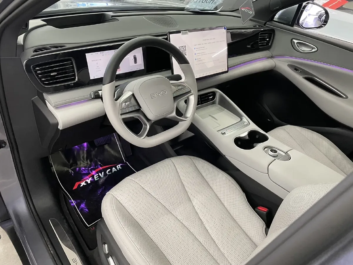 2025 LanDian E5 PLUS 1.5L 95HP L4 E-CVT PHEV,autocango,china used car exporter,china ev exporter,chinese used car exporter,chinese used ev exporter