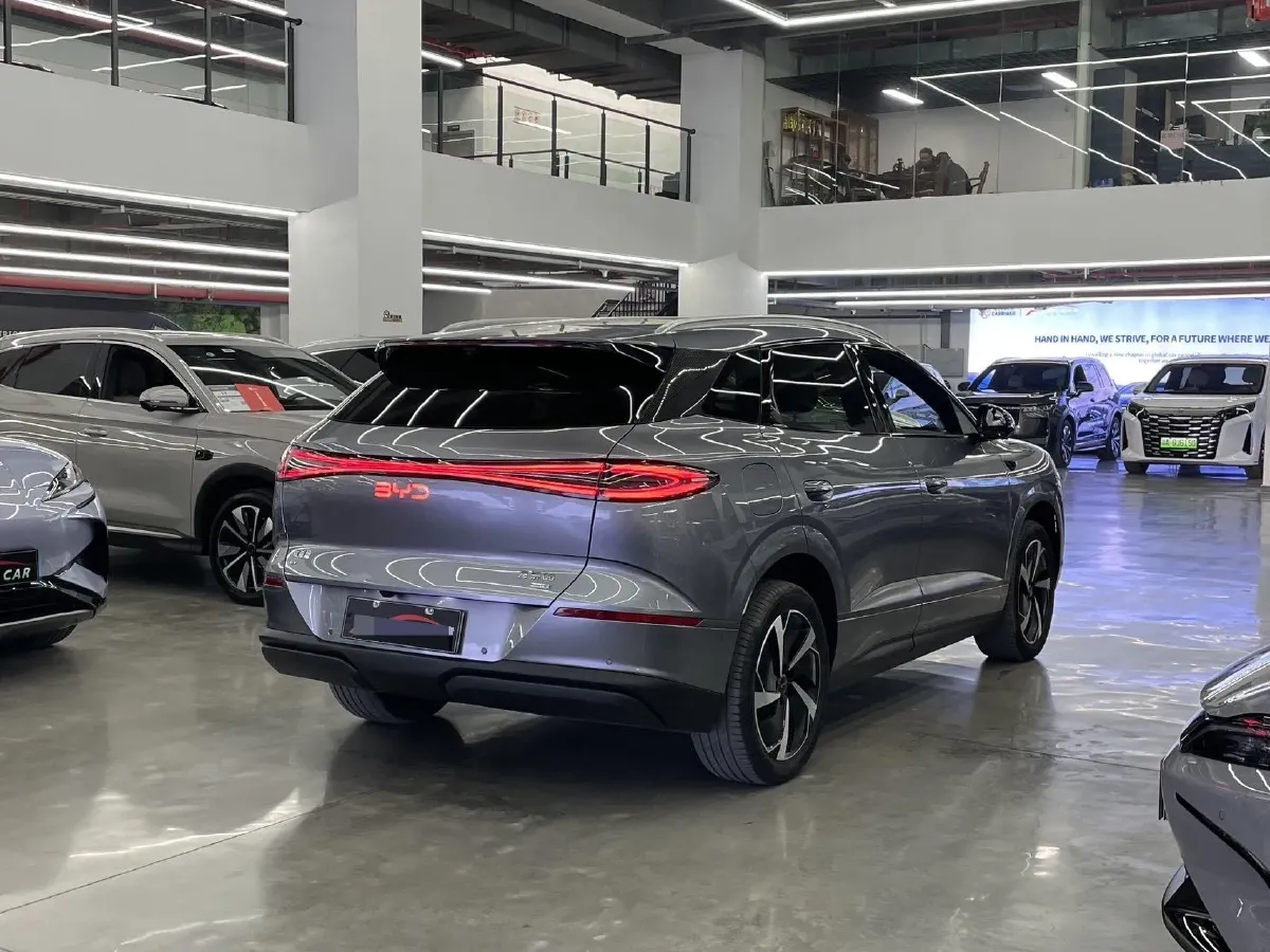 2025 LanDian E5 PLUS 1.5L 95HP L4 E-CVT PHEV,autocango,china used car exporter,china ev exporter,chinese used car exporter,chinese used ev exporter
