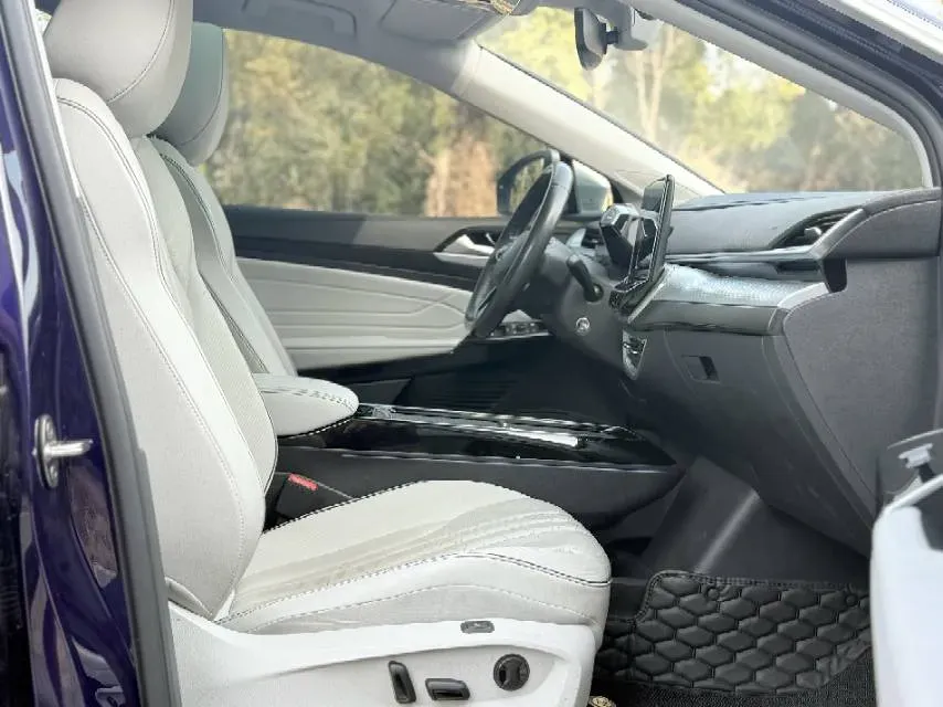 2021 Volkswagen Alltrack 2.0T 190HP L4 7DCT,autocango,china used car exporter,china ev exporter,chinese used car exporter,chinese used ev exporter