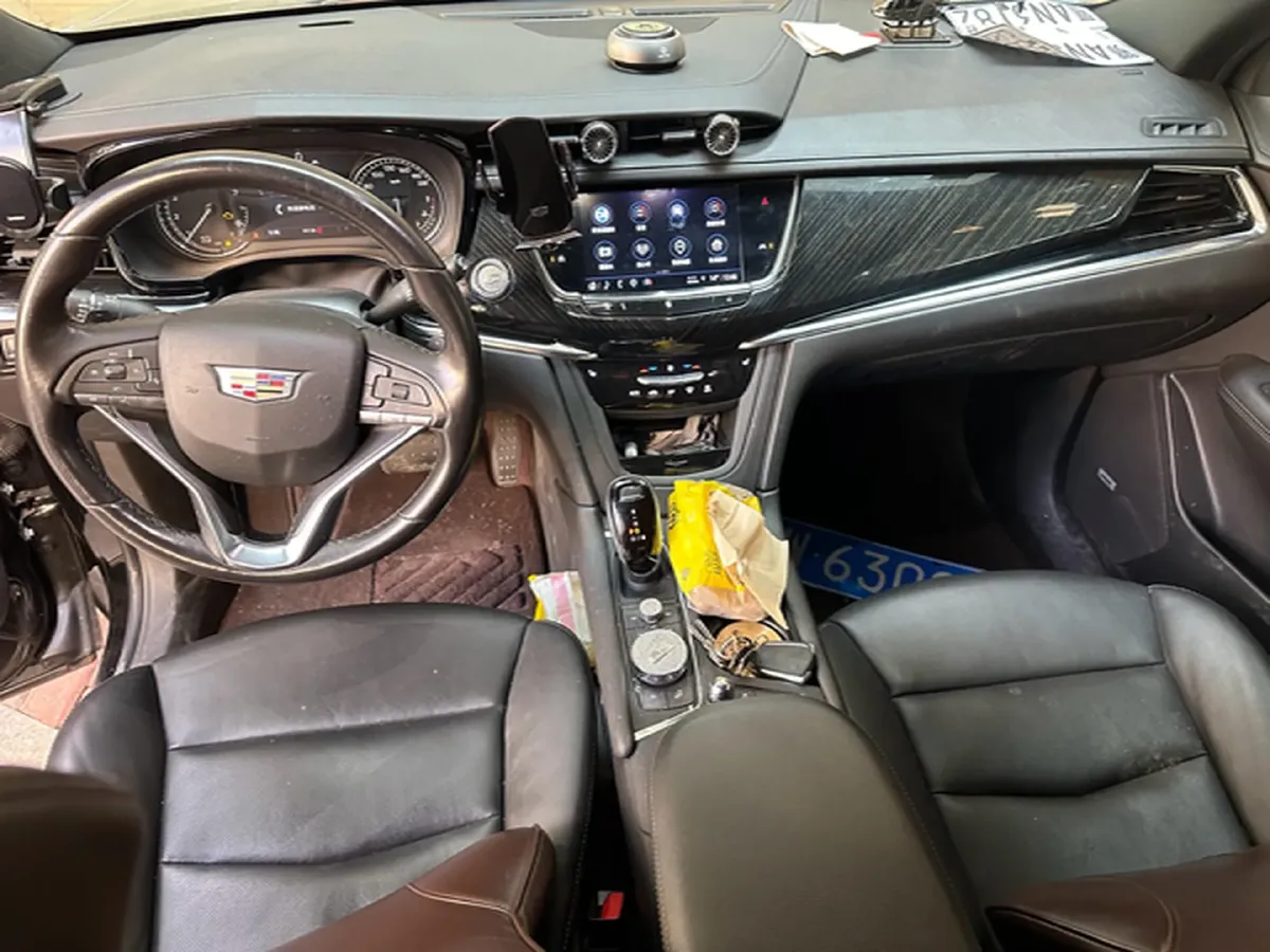 2021 Cadillac XT6 2.0T 237HP L4 9AT,autocango,china used car exporter,china ev exporter,chinese used car exporter,chinese used ev exporter