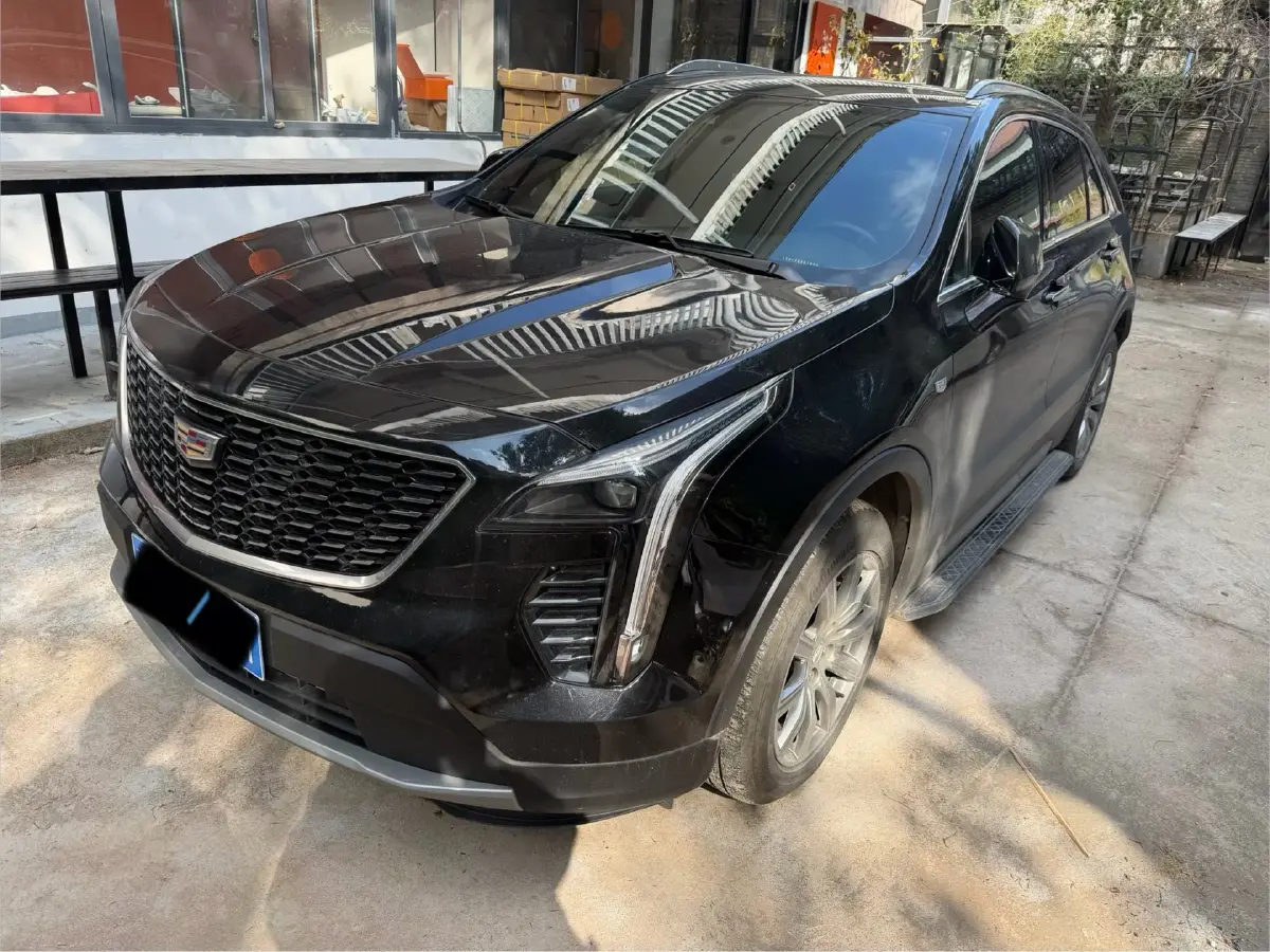 2022 Cadillac XT4 2.0T 237HP L4 9AT