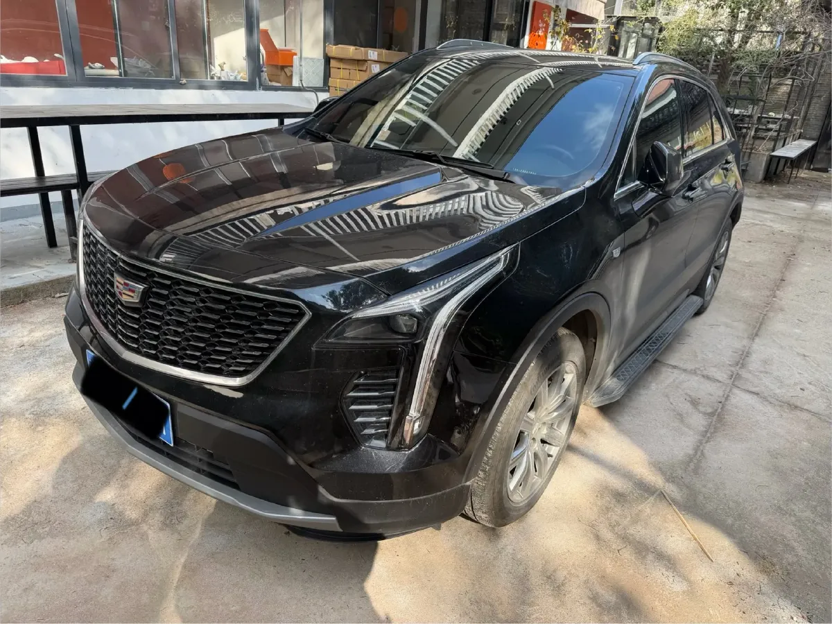 2022 Cadillac XT4 2.0T 237HP L4 9AT,autocango,china used car exporter,china ev exporter,chinese used car exporter,chinese used ev exporter
