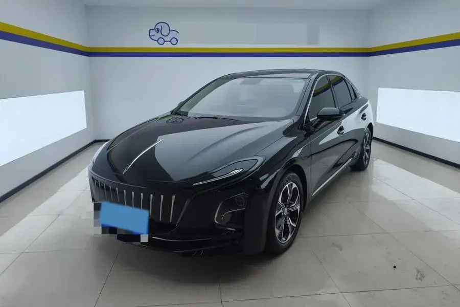 2023 HongQi E-QM5 BEV 54KWH