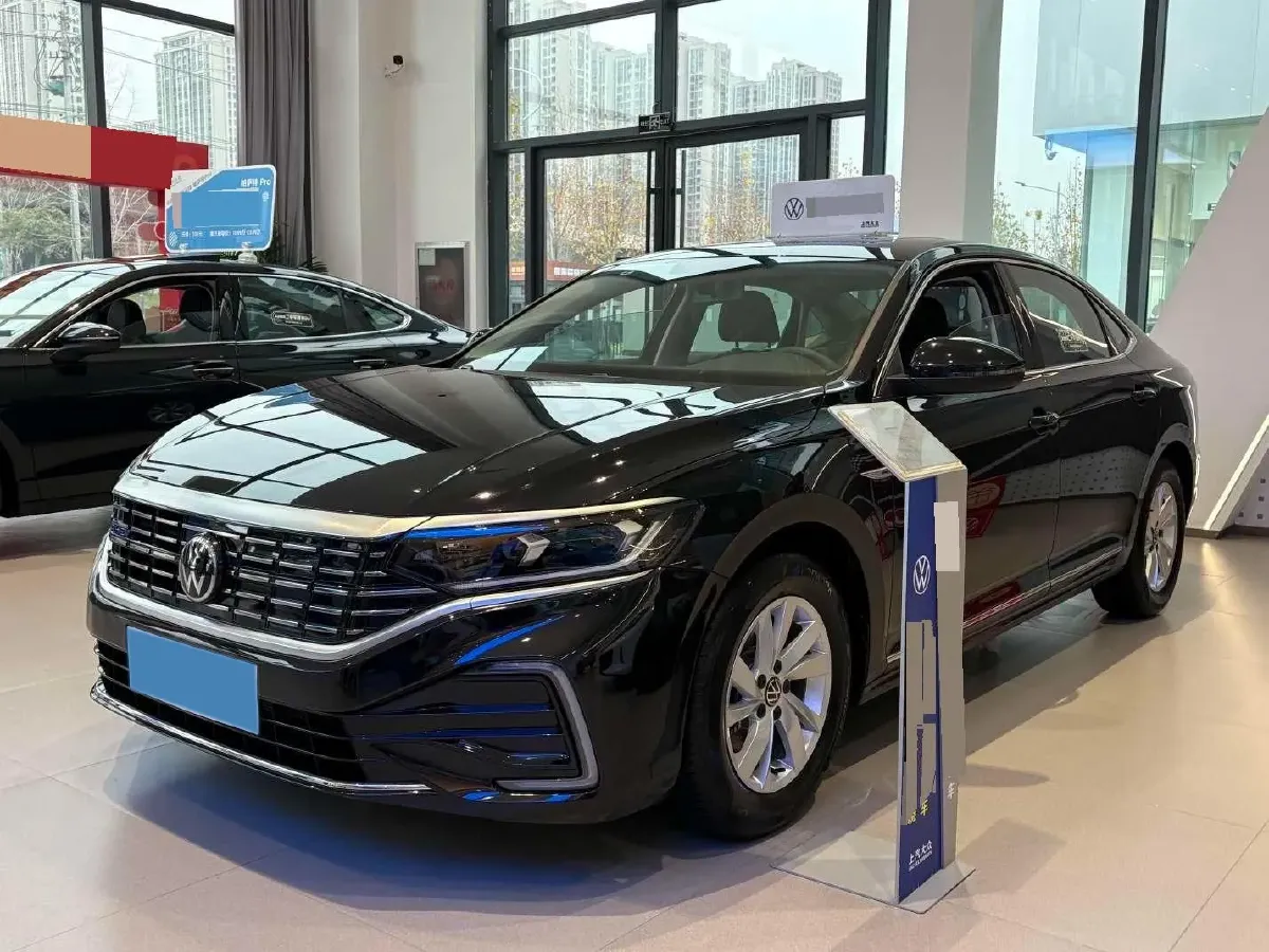 2025 Volkswagen Passat 1.4T 150HP L4 6DCT PHEV,autocango,china used car exporter,china ev exporter,chinese used car exporter,chinese used ev exporter
