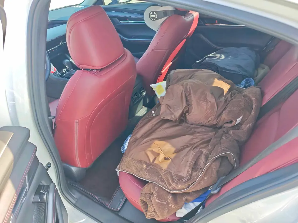 2025 Mazda 3 Axela 2.0L 158HP L4 6AT,autocango,china used car exporter,china ev exporter,chinese used car exporter,chinese used ev exporter