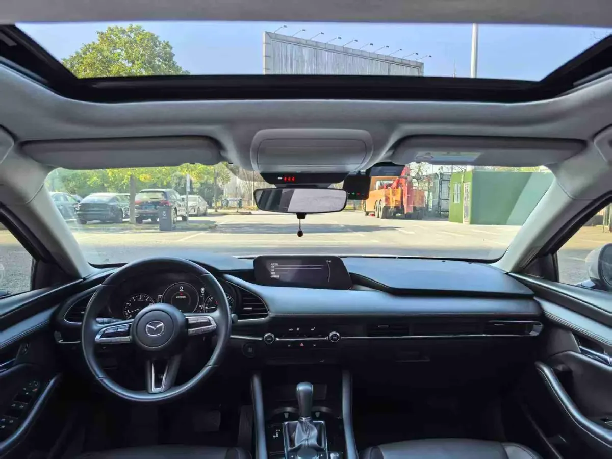 2021 Mazda 3 Axela 2.0L 158HP L4 6AT,autocango,china used car exporter,china ev exporter,chinese used car exporter,chinese used ev exporter