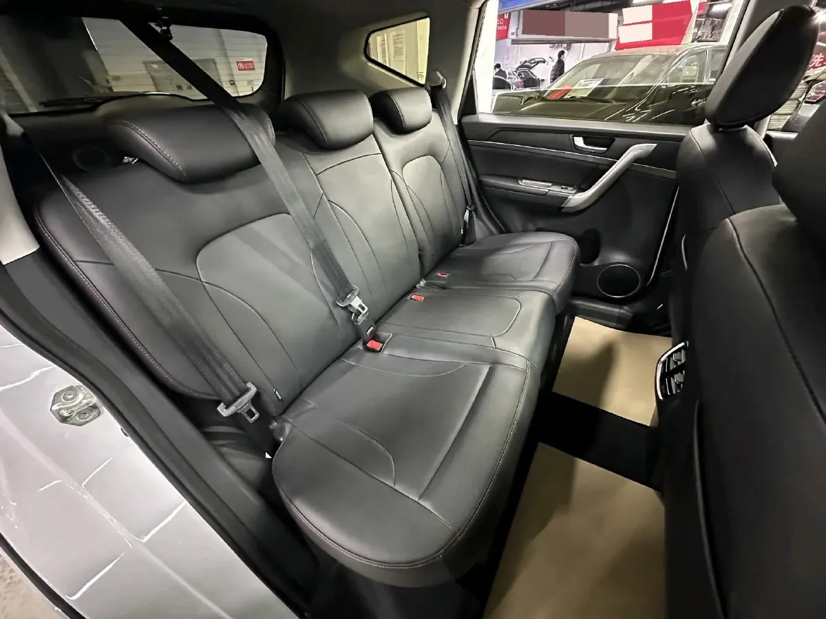 2019 Haval M6 1.5T 150HP L4 7DCT,autocango,china used car exporter,china ev exporter,chinese used car exporter,chinese used ev exporter