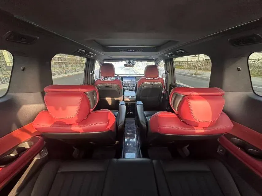 2024 GAC Trumpchi M8 2.0T 252HP L4 8AT,autocango,china used car exporter,china ev exporter,chinese used car exporter,chinese used ev exporter