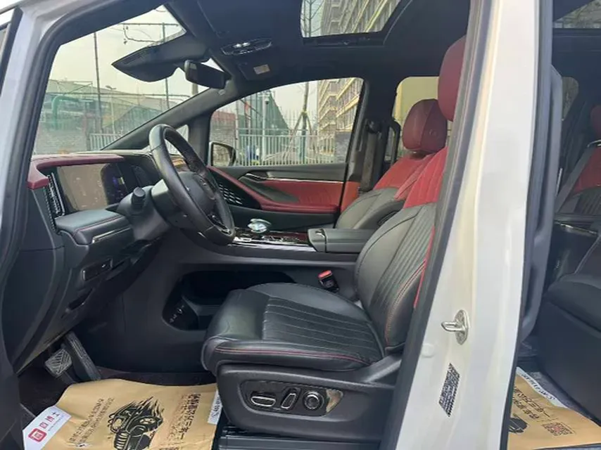 2024 GAC Trumpchi M8 2.0T 252HP L4 8AT,autocango,china used car exporter,china ev exporter,chinese used car exporter,chinese used ev exporter