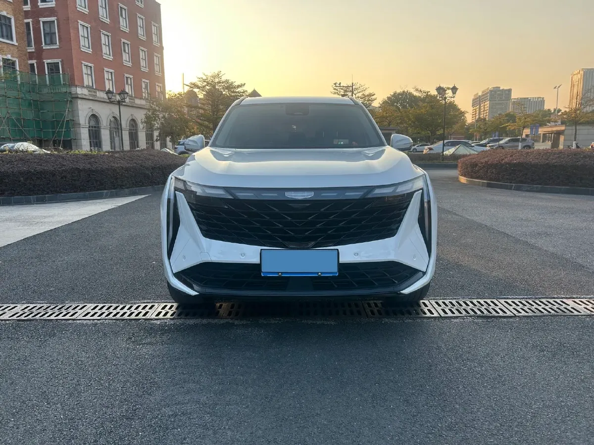 2023 Geely StarRay 1.5T 181HP L4 7DCT,autocango,china used car exporter,china ev exporter,chinese used car exporter,chinese used ev exporter