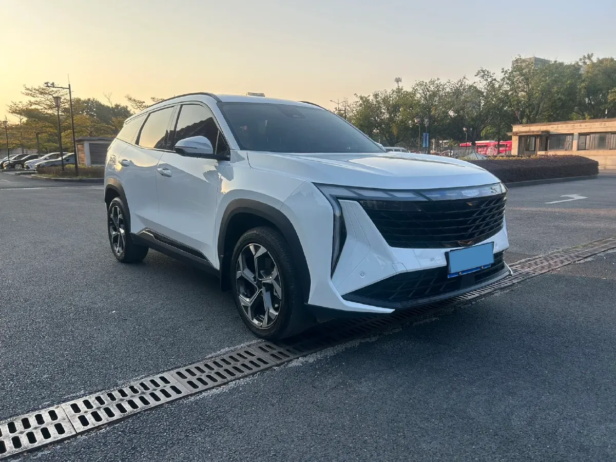 2023 Geely StarRay 1.5T 181HP L4 7DCT,autocango,china used car exporter,china ev exporter,chinese used car exporter,chinese used ev exporter