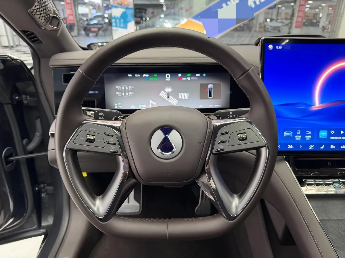 2024 Denza DenzaZ9 2.0T 207HP L4 E-CVT PHEV 38.5KWH,autocango,china used car exporter,china ev exporter,chinese used car exporter,chinese used ev exporter