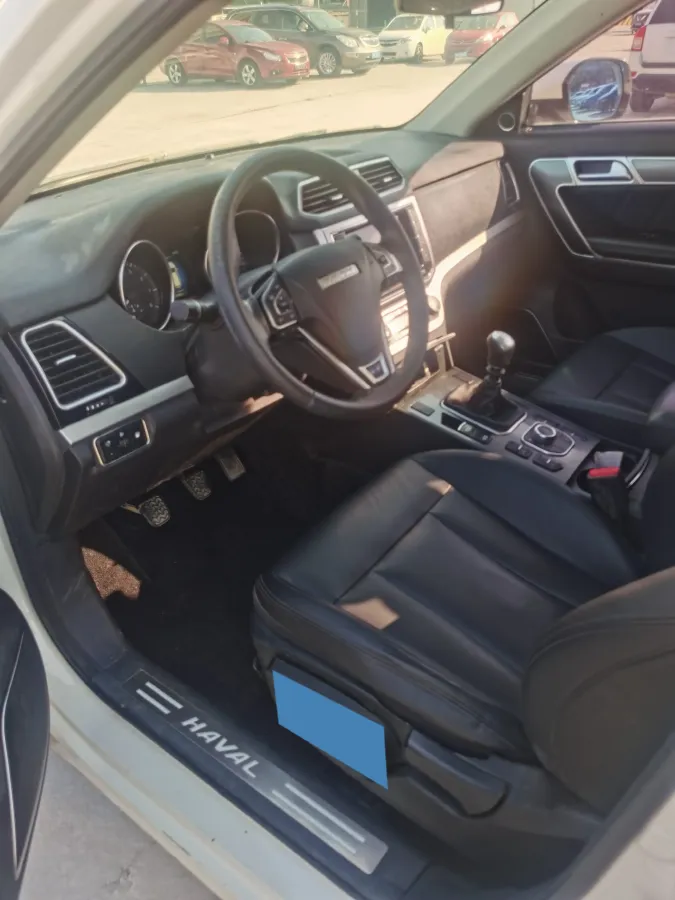 2017 Haval H6 Coupe 2.0T 197HP L4 6MT,autocango,china used car exporter,china ev exporter,chinese used car exporter,chinese used ev exporter