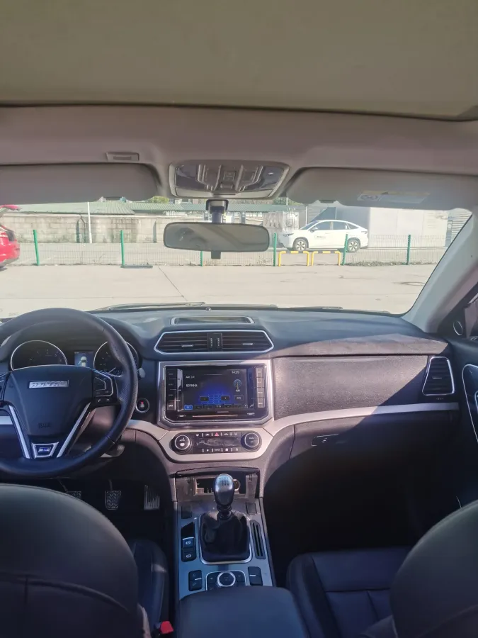 2017 Haval H6 Coupe 2.0T 197HP L4 6MT,autocango,china used car exporter,china ev exporter,chinese used car exporter,chinese used ev exporter