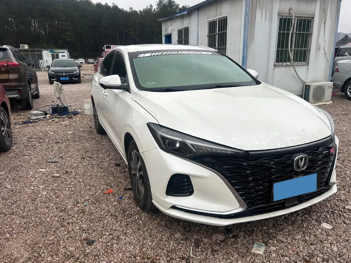 2021 ChangAn Eado 1.4T 160HP L4 7DCT,autocango,china used car exporter,china ev exporter,chinese used car exporter,chinese used ev exporter
