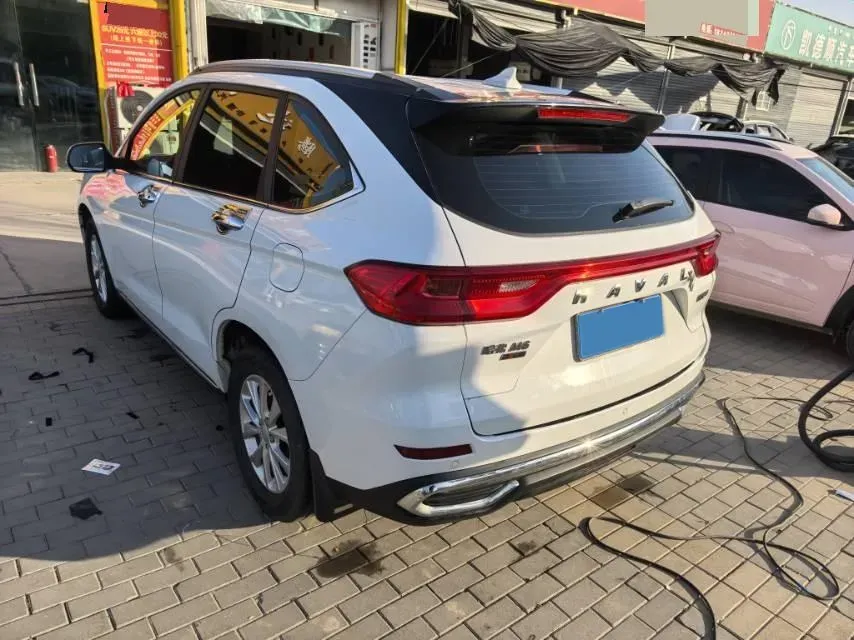 2021 Haval M6 1.5T 150HP L4 7DCT,autocango,china used car exporter,china ev exporter,chinese used car exporter,chinese used ev exporter
