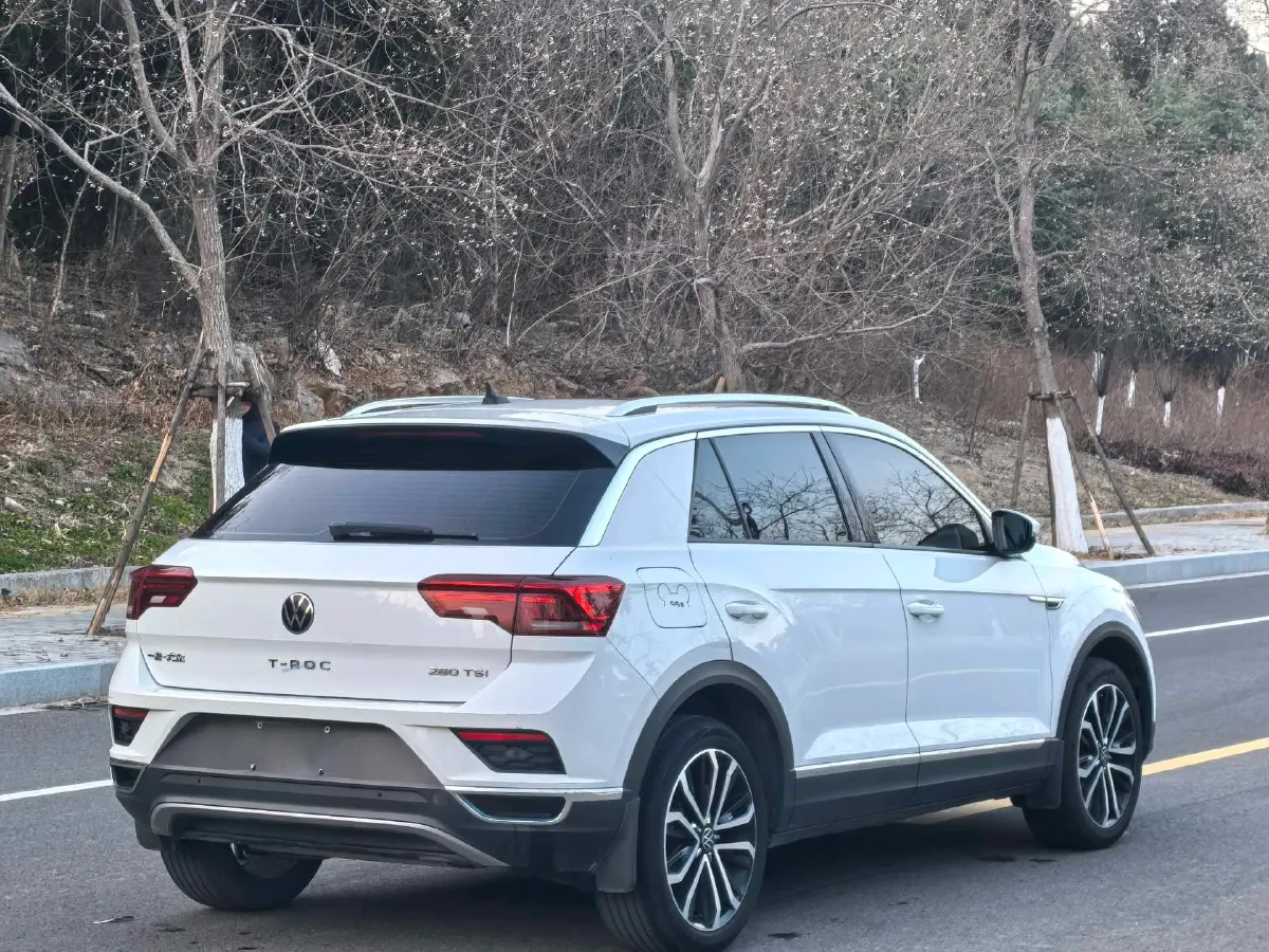 2021 Volkswagen T-Roc 1.4T 150HP L4 7DCT,autocango,china used car exporter,china ev exporter,chinese used car exporter,chinese used ev exporter