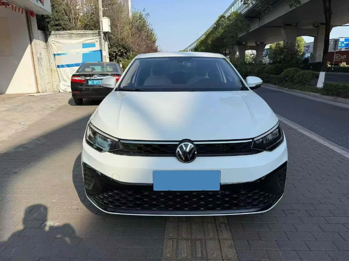 2023 Mazda 3 Axela 1.5L 117HP L4 6AT,autocango,china used car exporter,china ev exporter,chinese used car exporter,chinese used ev exporter