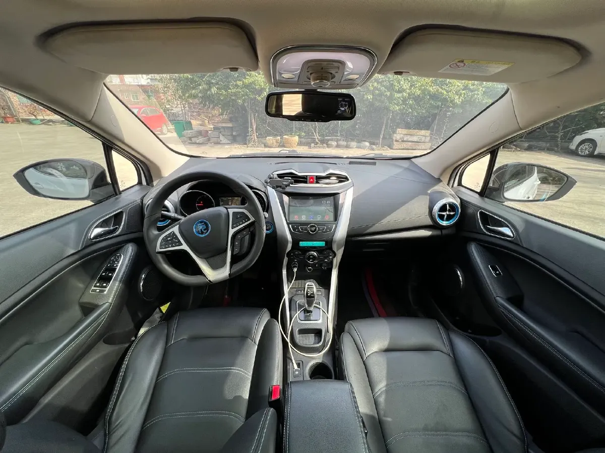 2018 BYD Yuan BEV 42KWH,autocango,china used car exporter,china ev exporter,chinese used car exporter,chinese used ev exporter