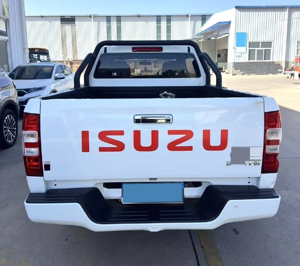 2023 Isuzu RE-MAX Jim 2.5T 143HP L4 6MT,autocango,china used car exporter,china ev exporter,chinese used car exporter,chinese used ev exporter