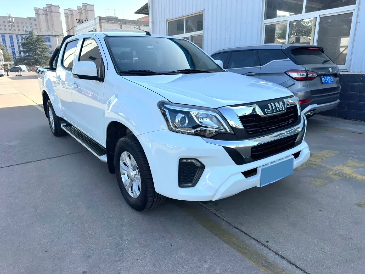 2023 Isuzu RE-MAX Jim 2.5T 143HP L4 6MT,autocango,china used car exporter,china ev exporter,chinese used car exporter,chinese used ev exporter