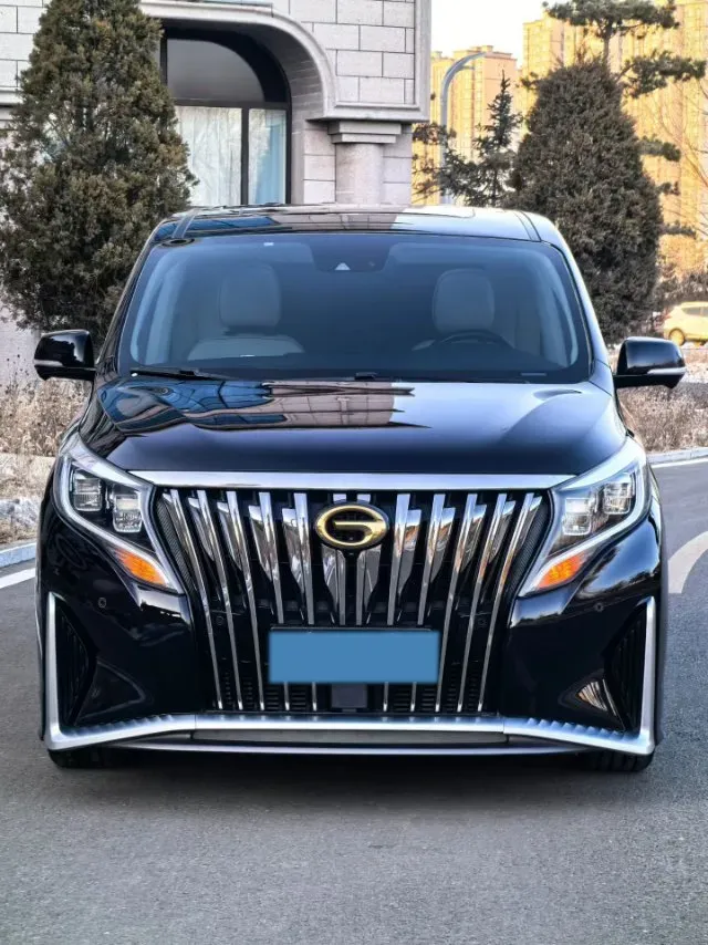 2023 GAC Trumpchi M8 2.0T 252HP L4 8AT,autocango,china used car exporter,china ev exporter,chinese used car exporter,chinese used ev exporter