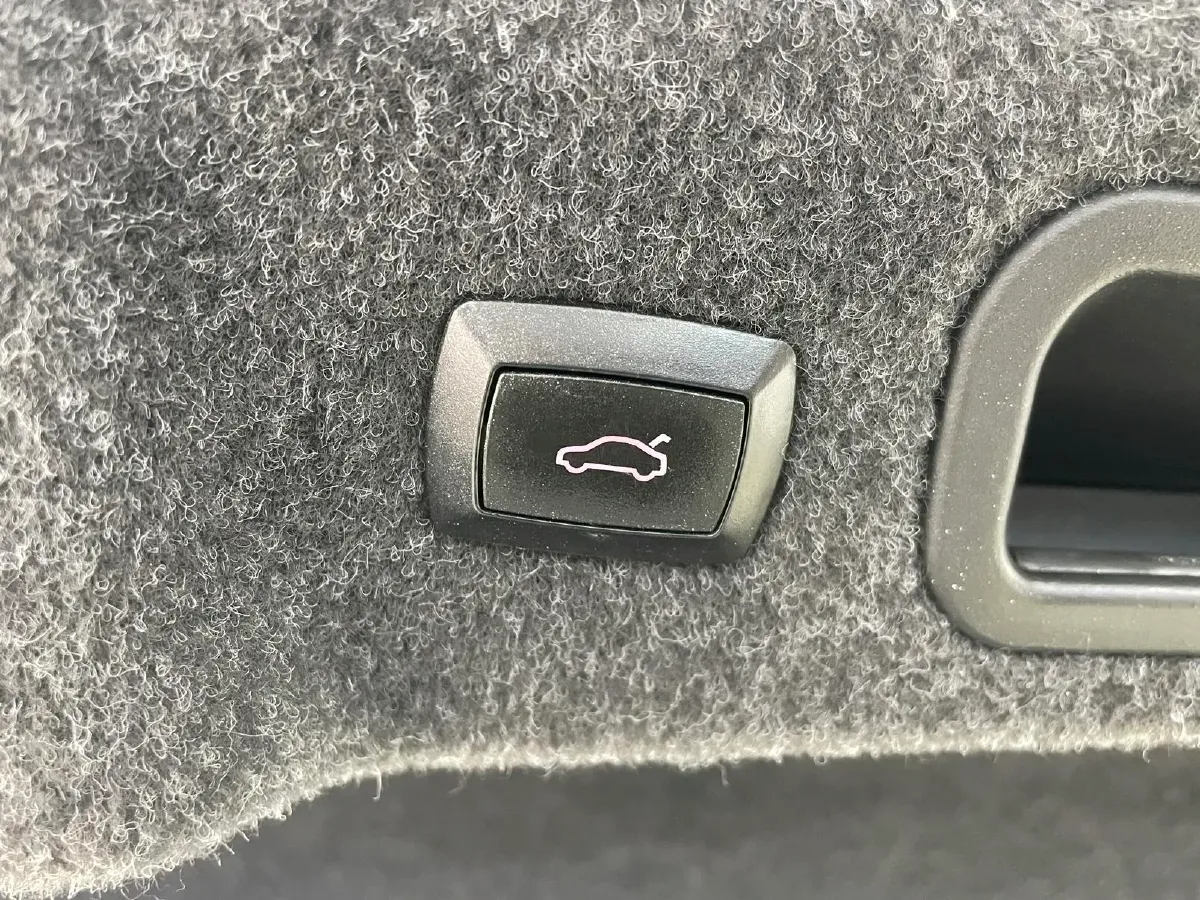 2020 Cadillac CT6 2.0T 241HP L4 10AT,autocango,china used car exporter,china ev exporter,chinese used car exporter,chinese used ev exporter